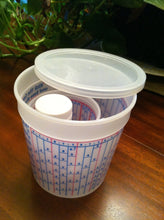 Load image into Gallery viewer, Graduated Measuring Cups - Set of 3